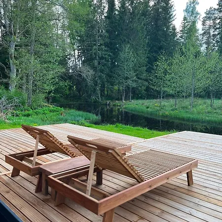 Oanduaia Tiigimaja Дом отдыха